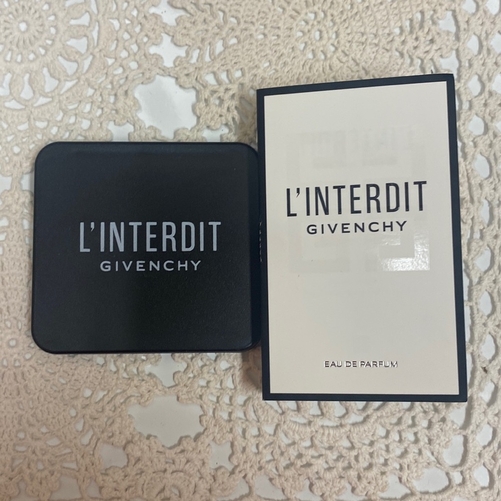 COPY - L’Interdit Givenchy mirror compact